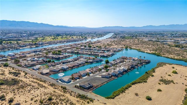 10715 S Blue Water Bay, Mohave Valley, AZ 86440
