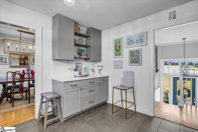 212 Shallowford Road, Greenville, SC 29607