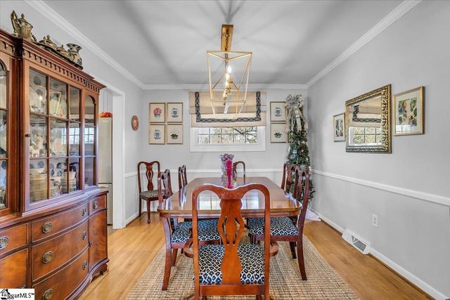 212 Shallowford Road, Greenville, SC 29607