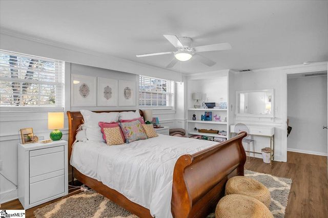 212 Shallowford Road, Greenville, SC 29607