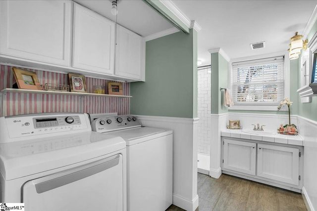 212 Shallowford Road, Greenville, SC 29607