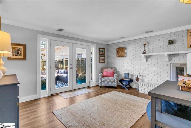 212 Shallowford Road, Greenville, SC 29607