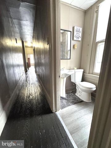 709 W NORWEGIAN ST, Pottsville, PA 17901