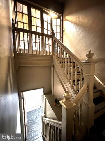 709 W NORWEGIAN ST, Pottsville, PA 17901