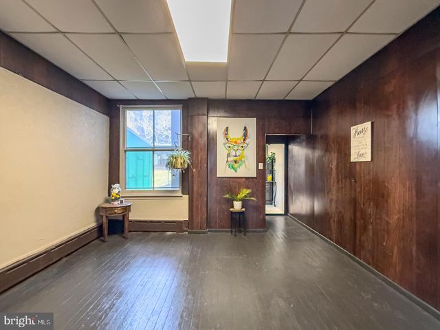 709 W NORWEGIAN ST, Pottsville, PA 17901