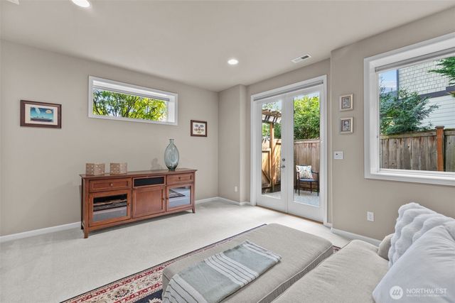 2759 NW Pine Cone Place, Issaquah, WA 98027