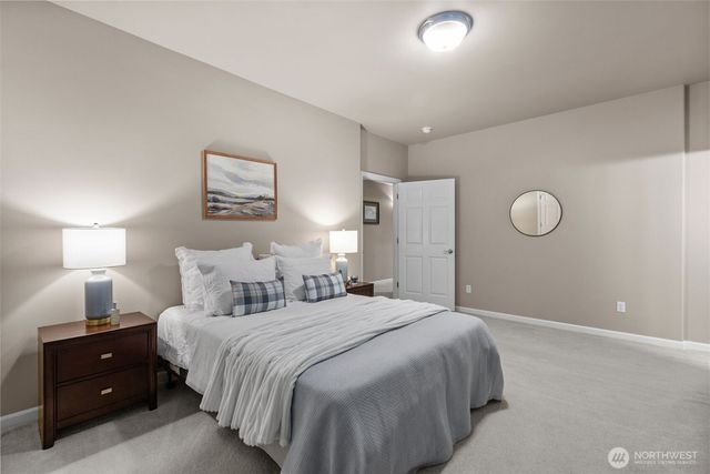 2759 NW Pine Cone Place, Issaquah, WA 98027