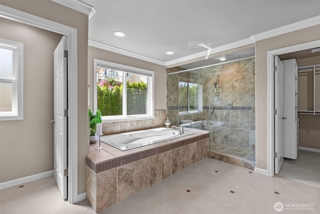 2759 NW Pine Cone Place, Issaquah, WA 98027