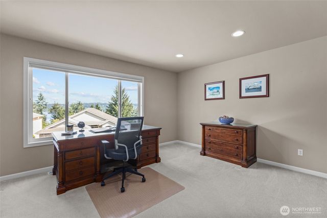 2759 NW Pine Cone Place, Issaquah, WA 98027
