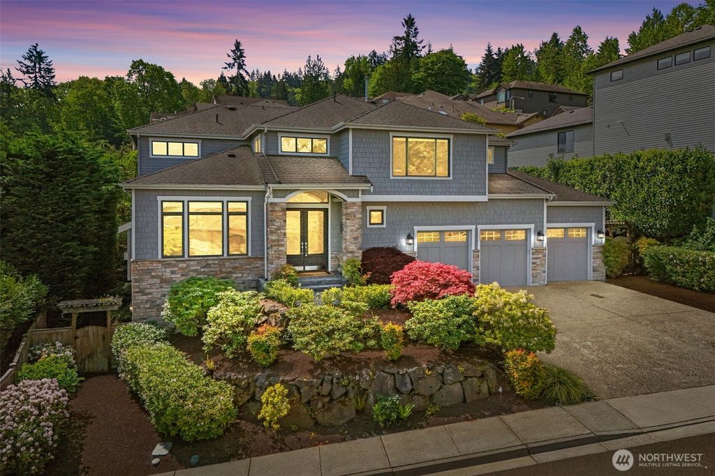 2759 NW Pine Cone Place, Issaquah, WA 98027