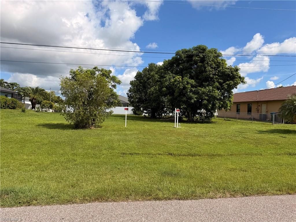 1805 SW 25 TER, CAPE CORAL, FL 33914 — exterior