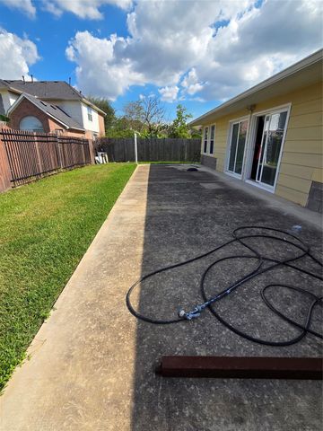 1313 Romero Drive, Pearland, TX 77581