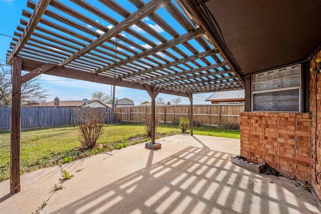 4715 SE Kincaid, Lawton, OK 73501