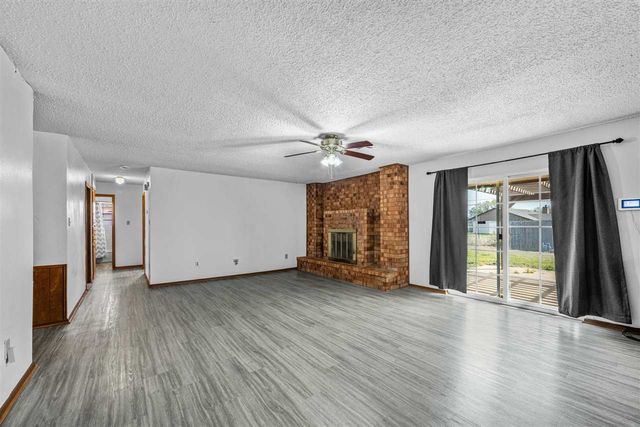 4715 SE Kincaid, Lawton, OK 73501