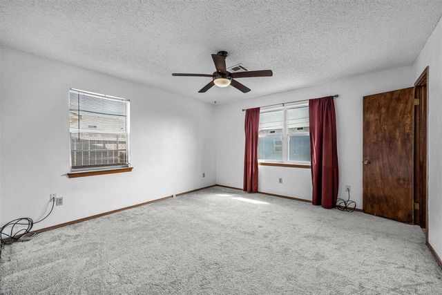 4715 SE Kincaid, Lawton, OK 73501