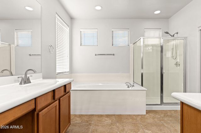 5617 W CARSON Road, Laveen, AZ 85339