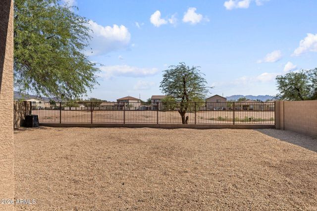 5617 W CARSON Road, Laveen, AZ 85339