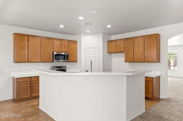 5617 W CARSON Road, Laveen, AZ 85339