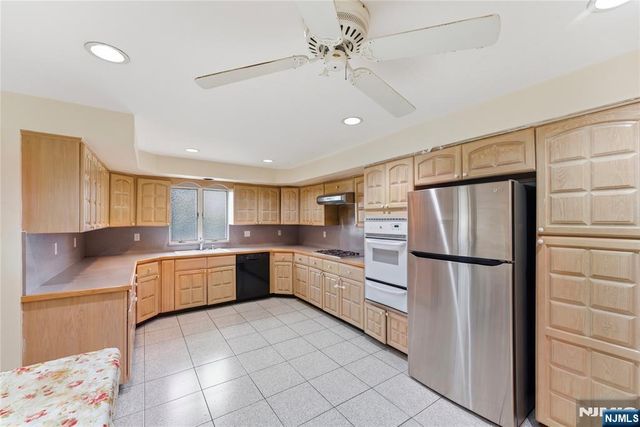767 Kingsland Avenue, Ridgefield, NJ 07657