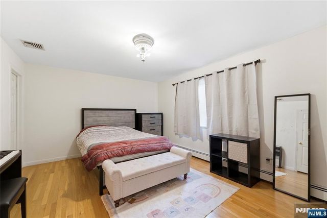 767 Kingsland Avenue, Ridgefield, NJ 07657