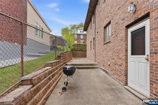 767 Kingsland Avenue, Ridgefield, NJ 07657