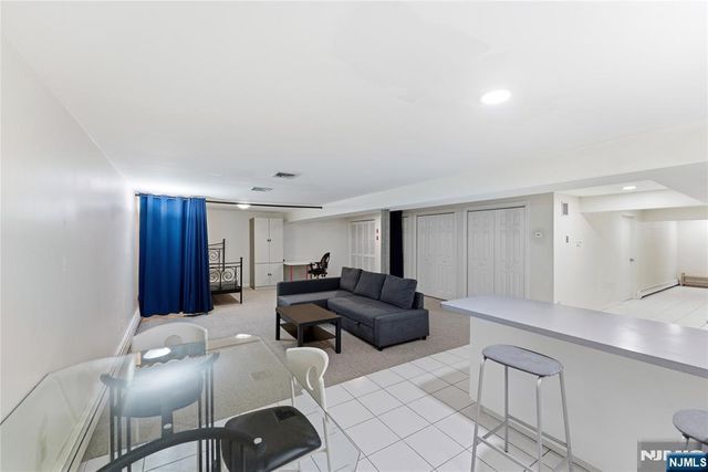 767 Kingsland Avenue, Ridgefield, NJ 07657