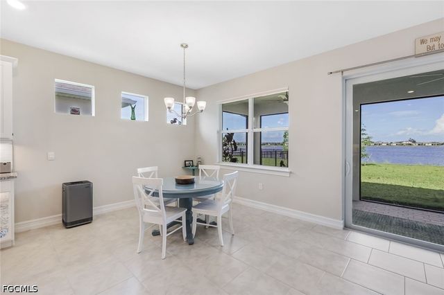 451 Spring Hill Lake LOOP, Cape Coral, FL 33993