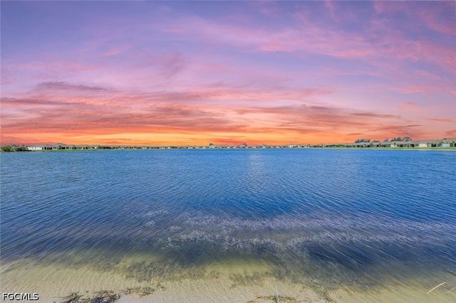 451 Spring Hill Lake LOOP, Cape Coral, FL 33993