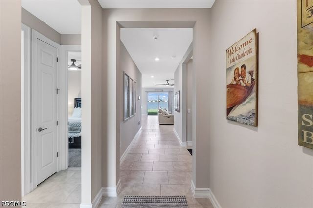 451 Spring Hill Lake LOOP, Cape Coral, FL 33993