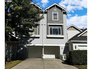 8818 Ne 16TH Way, Vancouver, WA 98664