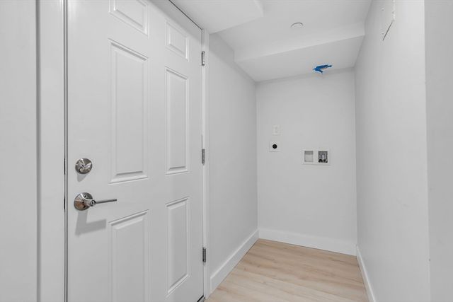 74 Ruthven G, Boston, MA 02121