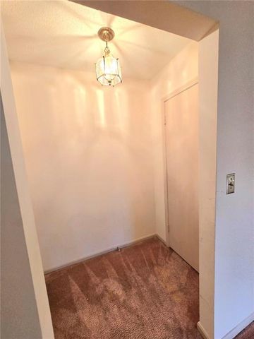 6851 Roswell NE Road I 13, Sandy Springs, GA 30328