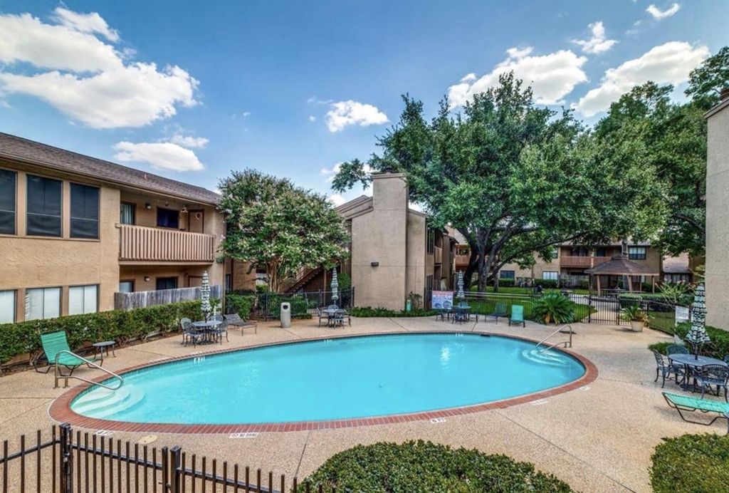 5001 Lamonte Lane 109, Houston, TX 77092