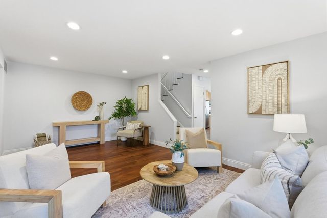 197 N Sunnyvale Avenue A, Sunnyvale, CA 94086