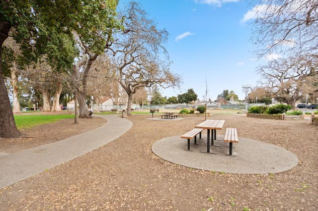 197 N Sunnyvale Avenue A, Sunnyvale, CA 94086