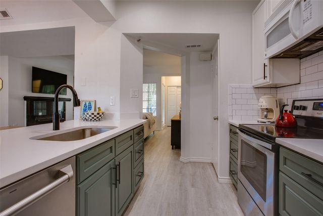 3105 San Jacinto Street 104, Dallas, TX 75204