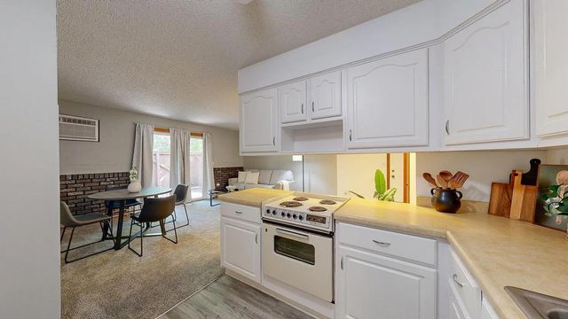 2604 4th Avenue NE 1, Rochester, MN 55906