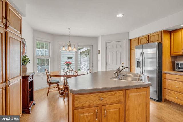 420 CLOVER ST, Etters, PA 17319