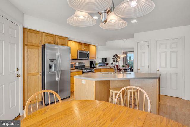 420 CLOVER ST, Etters, PA 17319