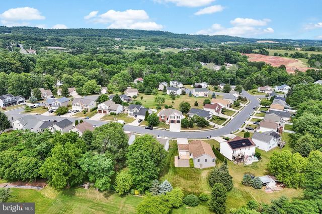 420 CLOVER ST, Etters, PA 17319