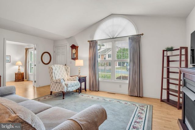 420 CLOVER ST, Etters, PA 17319