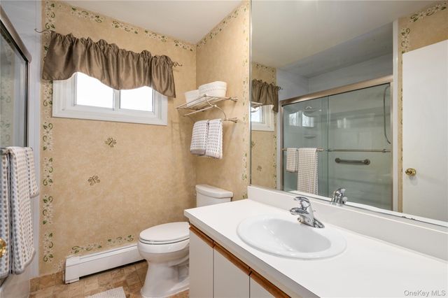 727 Outlook Avenue, West Babylon, NY 11704