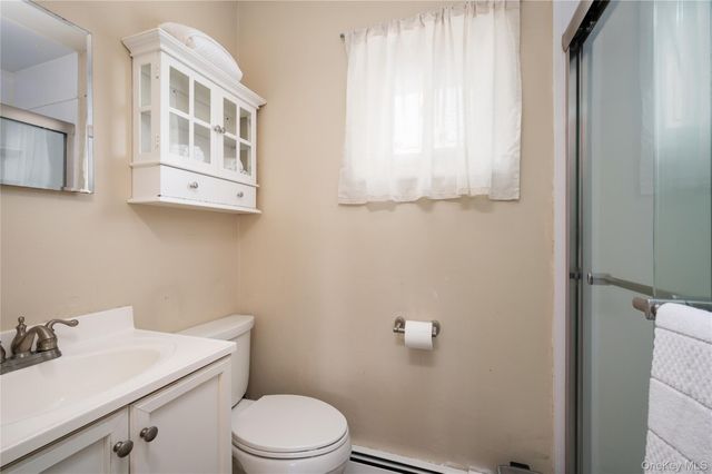 727 Outlook Avenue, West Babylon, NY 11704