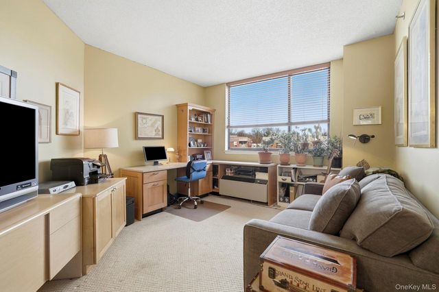 50 Hartsdale Avenue E 7A, Hartsdale, NY 10530