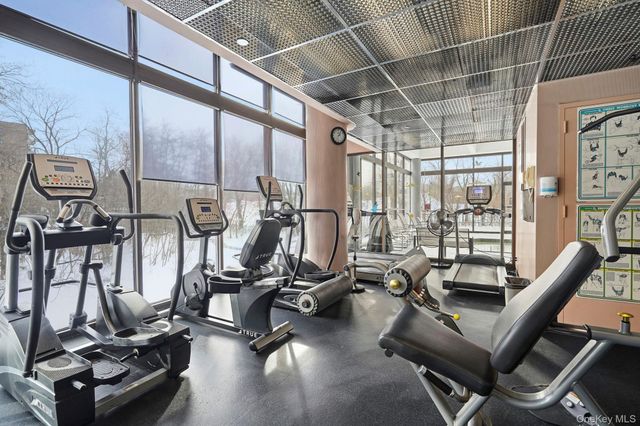 50 Hartsdale Avenue E 7A, Hartsdale, NY 10530