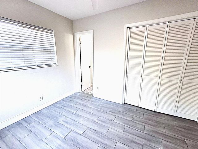 3947 MOHR AVENUE N 1, St Petersburg, FL 33714