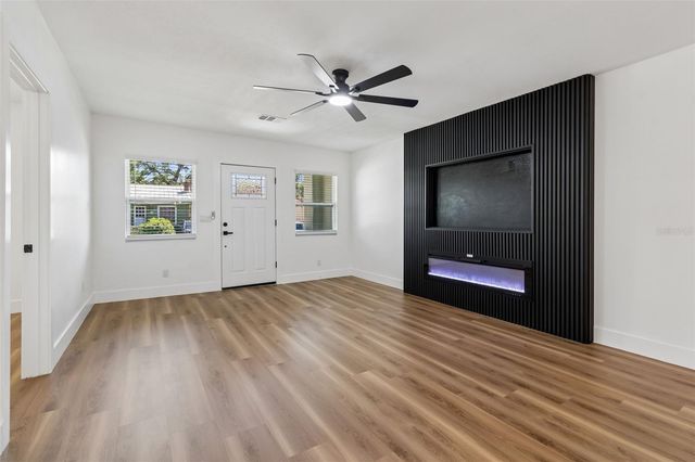 106 E FERN ST, Tampa, FL 33604