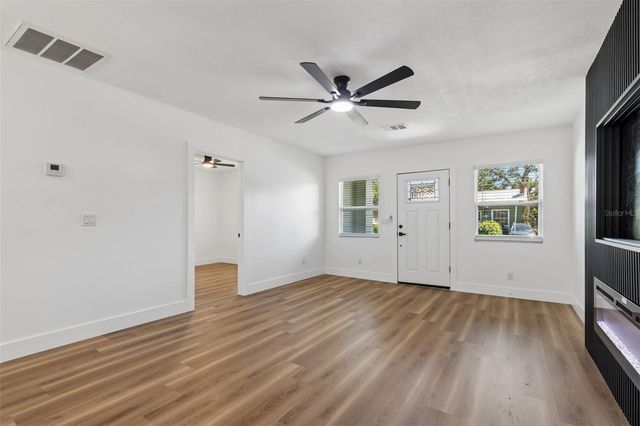 106 E FERN ST, Tampa, FL 33604