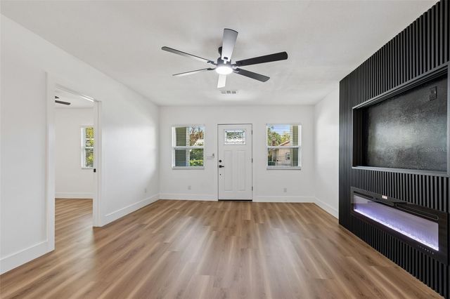 106 E FERN ST, Tampa, FL 33604