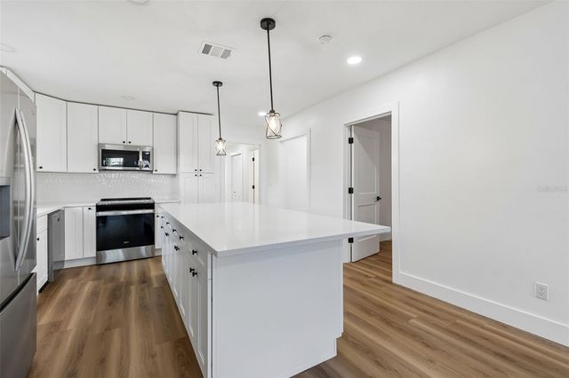 106 E FERN ST, Tampa, FL 33604